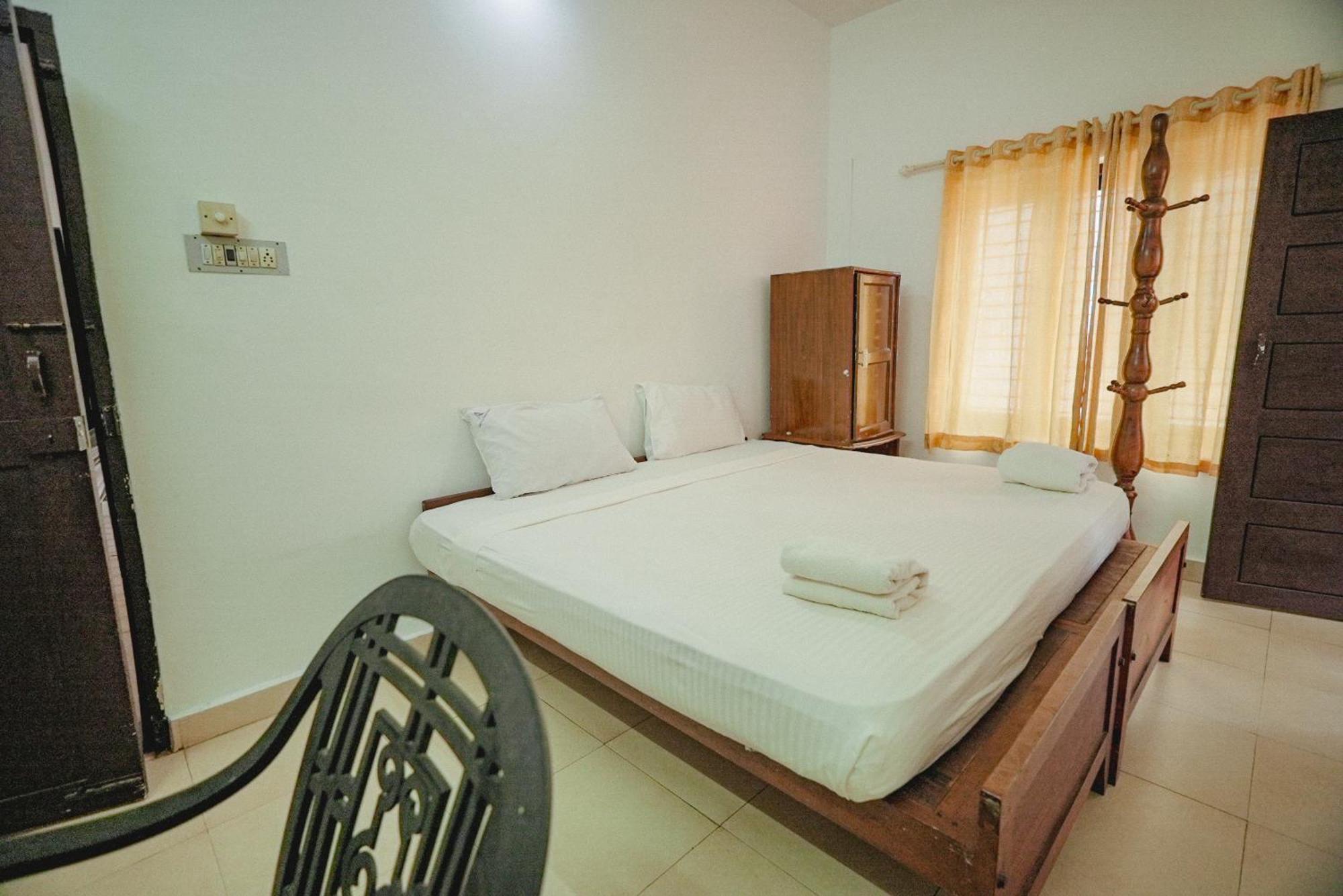 Raja Park Beach Resort Varkala Esterno foto