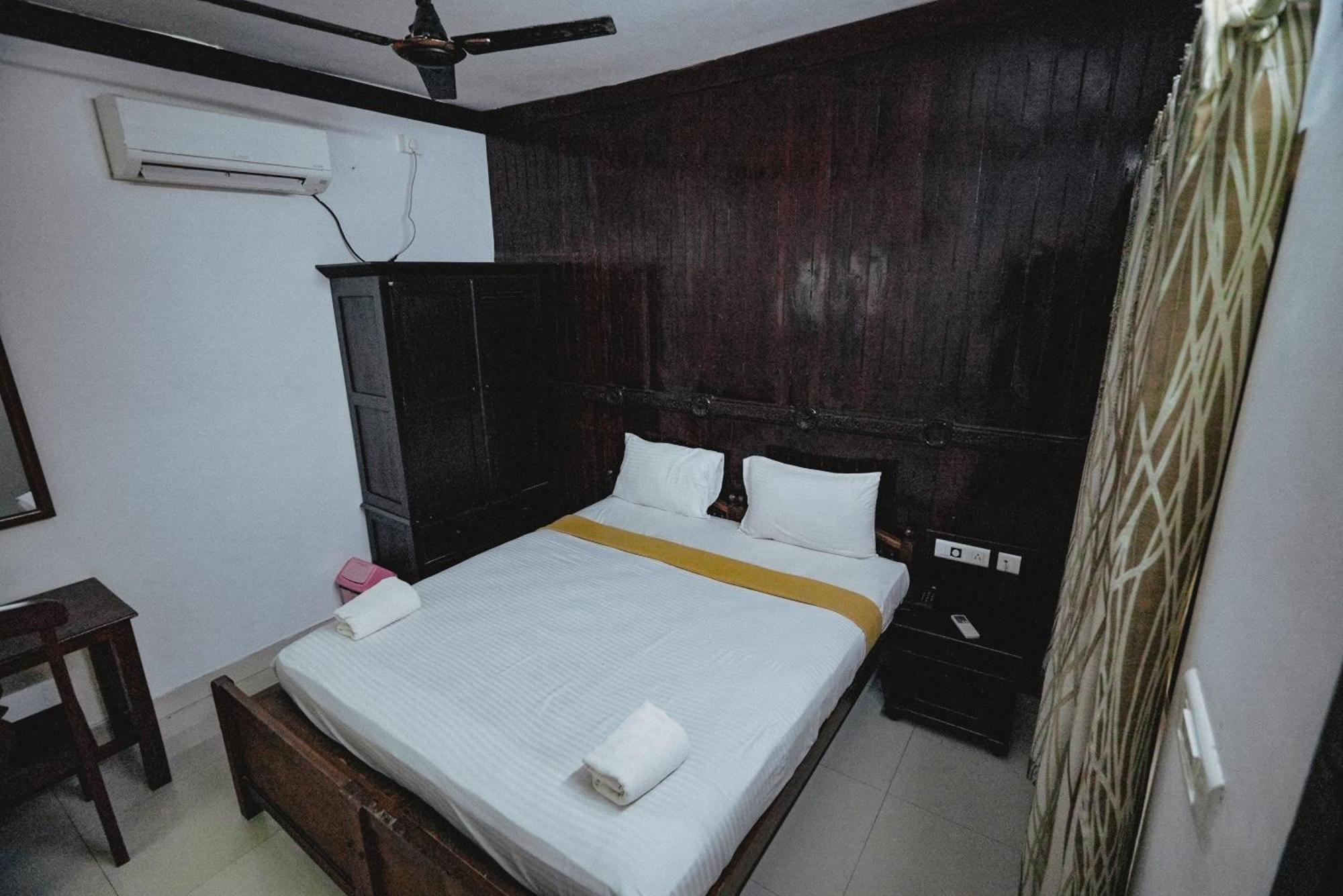 Raja Park Beach Resort Varkala Esterno foto
